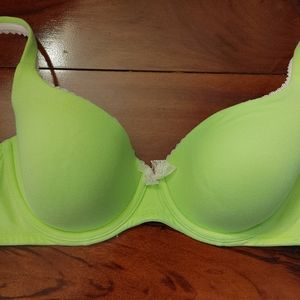 Victoria's Secret Body by Victoria Demi 38B
